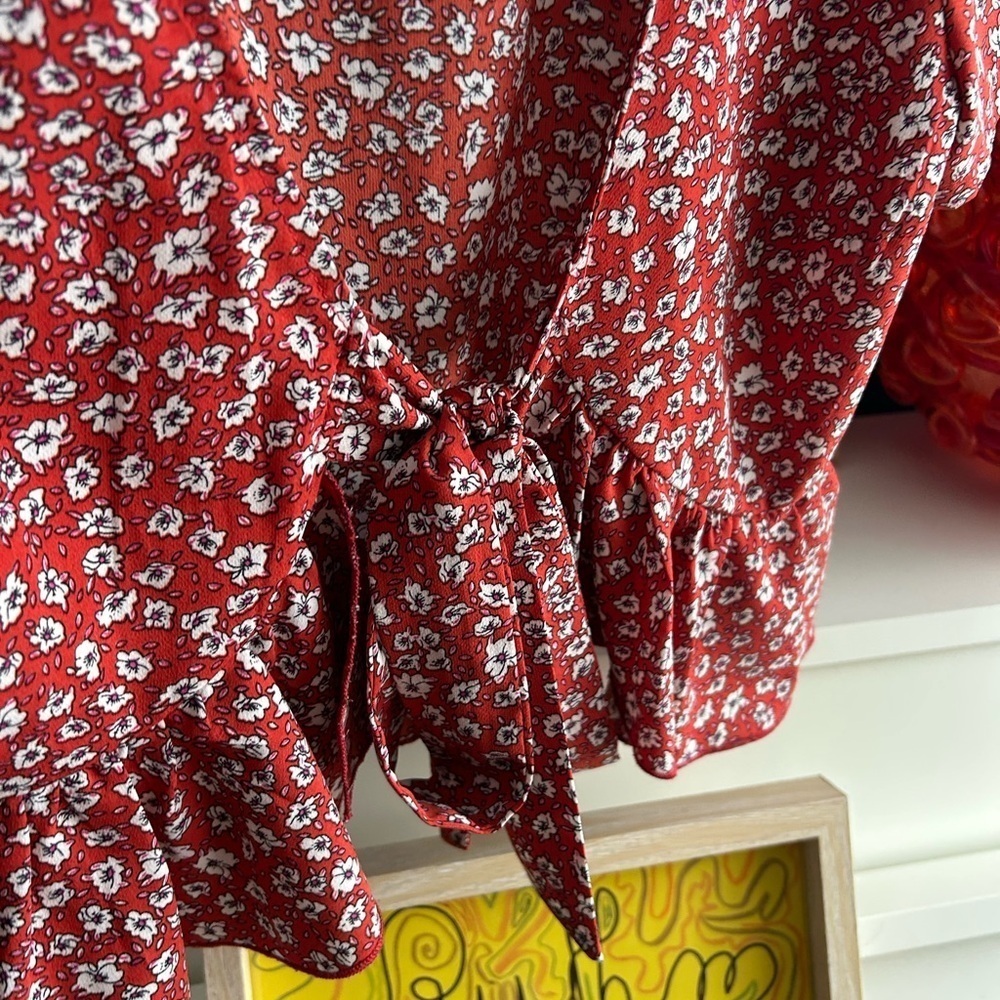SHEIN Red Floral Tie Front Peplum Blouse Women’s Boho Cottagecore Crop Top - Picture 8 of 15